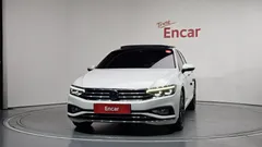 2021 Volkswagen Passat 2.0 TDI 4Motion Prestige, белый — фото 3