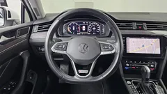 2021 Volkswagen Passat 2.0 TDI 4Motion Prestige, белый — фото 13