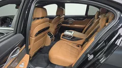 2022 BMW 7-Series 730d xDrive M Sport, чёрный — фото 11