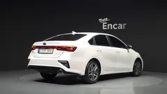 2021 Kia K3 Standard LED Pack, белый — фото 2