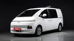 2022 Hyundai Staria Cargo 5-Seater — фото 1