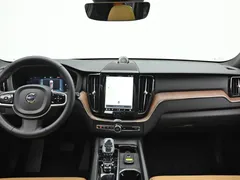 2024 Volvo XC60 B6 Ultimate Bright — фото 7