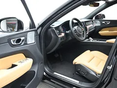 2024 Volvo XC60 B6 Ultimate Bright — фото 15