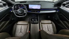2024 BMW 5-Series 520i, чёрный — фото 14