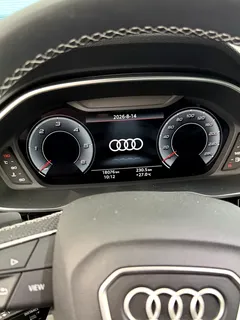 2023 Audi Q3 35 TDI Quattro Premium Sportback — фото 8