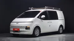 2022 Hyundai Staria Cargo 5-Seater — фото 1