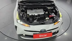2021 Toyota Prius 1.8, белый — фото 6