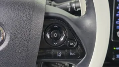 2021 Toyota Prius 1.8, белый — фото 16