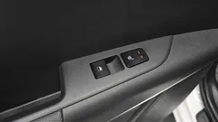 2022 Kia Niro Prestige, белый — фото 18