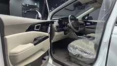 2023 Kia Carnival Gasoline 7-Seater Hi-Limousine — фото 10