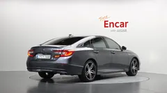2021 Honda Accord 2.0 Hybrid Touring, серый — фото 2