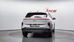 2023 Hyundai Kona Inspiration, белый — фото 4