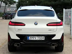 2022 BMW X4 xDrive20i M Sport — фото 4