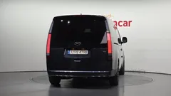 2023 Hyundai Staria 4WD Lounge 9-Seater, серый — фото 4