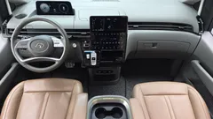 2023 Hyundai Staria 4WD Lounge 9-Seater, серый — фото 7