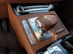 2021 Genesis G90 3.8 AWD, синий — фото 9