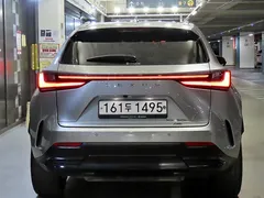 2022 Lexus NX Premium, 연금색 — фото 4