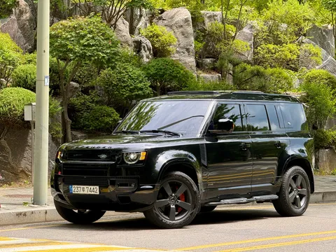 2023 Land Rover Defender 110 P400 X