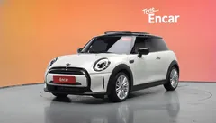 2023 Mini Cooper Classic Plus Launch Pack — фото 1