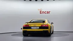 2021 Audi R8 5.2 V10 Performance Coupe, жёлтый — фото 4
