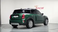 2022 Mini Countryman ALL4 Classic Plus, зелёный — фото 2