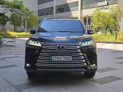 2025 Lexus LX 700h VIP — фото 3