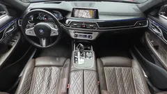 2022 BMW 7-Series 745Le iPerformance M Sport, чёрный — фото 7