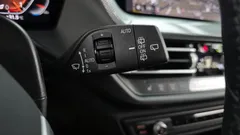 2022 BMW 1-Series 120i Sports, синий — фото 16