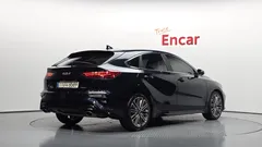 2022 Kia K3 1.6 Turbo GT 5Door, синий — фото 2