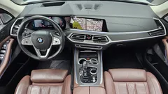 2021 BMW X7 xDrive 40d Design Pure Excellence 7-Seater, белый — фото 7