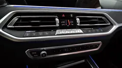 2021 BMW X7 xDrive 40d Design Pure Excellence 7-Seater, белый — фото 18
