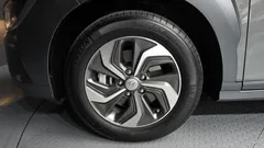 2023 Hyundai Kona Modern, серый — фото 5
