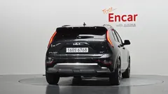 2024 Kia Niro Prestige, серый — фото 4