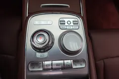 2022 Genesis G90 Gasoline 3.5 Turbo AWD — фото 9