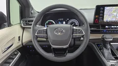 2022 Toyota Sienna 2.5 Hybrid 2WD — фото 13