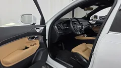 2022 Volvo XC90 T8 Inscription Hybird, белый — фото 10
