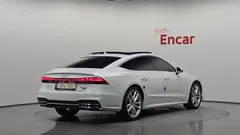 2022 Audi A7 45 TDI Quattro Premium, белый — фото 2