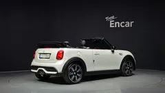 2023 Mini Cooper Convertible Seaside Edition — фото 2