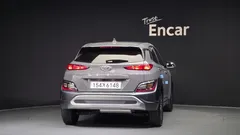 2022 Hyundai Kona Modern, серо-серебристый — фото 4