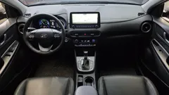 2022 Hyundai Kona Modern, серо-серебристый — фото 7
