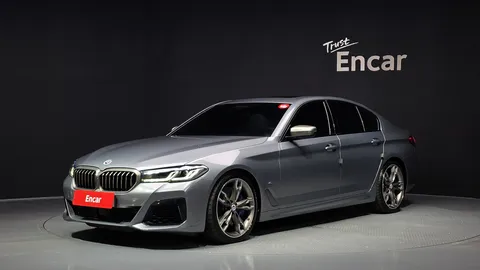 2023 BMW 5-Series M550i xDrive