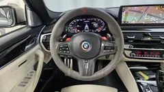 2023 BMW 5-Series M550i xDrive — фото 13