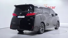 2024 Toyota Alphard 2.5 HEV Executive AWD, чёрный — фото 2