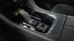 2024 Toyota Alphard 2.5 HEV Executive AWD, чёрный — фото 9