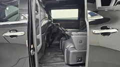 2024 Toyota Alphard 2.5 HEV Executive AWD, чёрный — фото 12