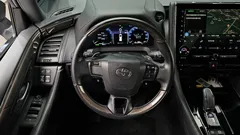 2024 Toyota Alphard 2.5 HEV Executive AWD, чёрный — фото 13