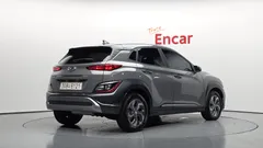 2022 Hyundai Kona Modern, серо-серебристый — фото 2