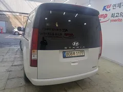 2022 Hyundai Staria Cargo 5-Seater — фото 4