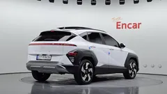 2023 Hyundai Kona Gasoline 1.6 Turbo 2WD, белый — фото 2