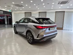 2023 Lexus RX Luxury, светло-серебристый — фото 2